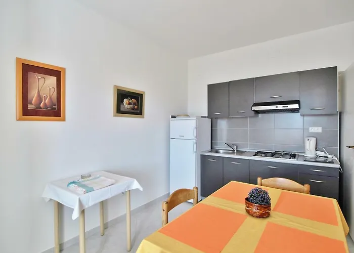 Ljubica 公寓 Barbat na Rabu