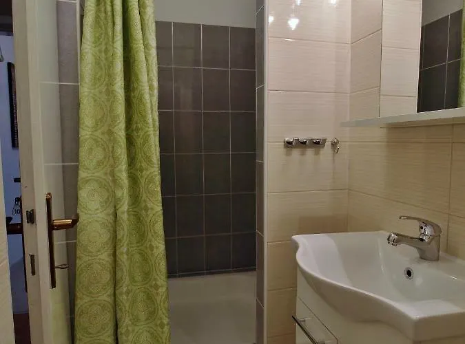 Ljubica شقة Barbat na Rabu